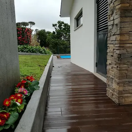 Vitoria's House Вила-Нова-ди-Фамаликан