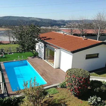 Vitoria's House Guest house *