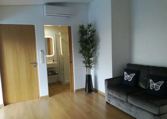 Vitoria's House 게스트하우스 빌라노바데파말리카오