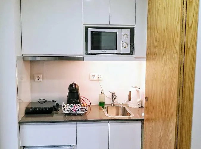 게스트하우스 Vitoria's House 빌라노바데파말리카오